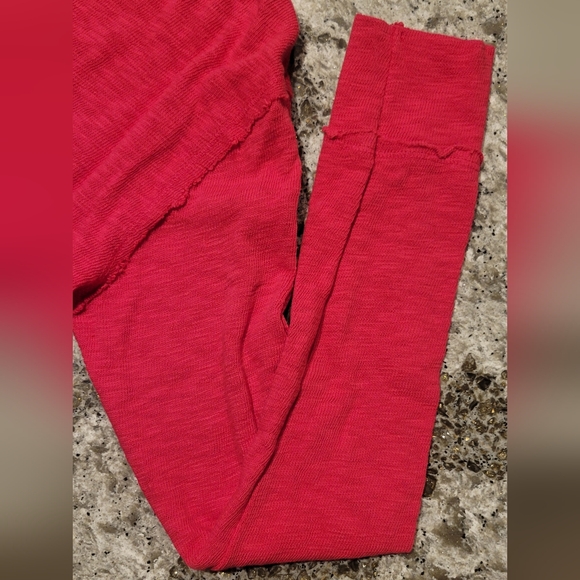 Anthropologie T.La Cropped Long Sleeved Tee - Picture 5 of 12